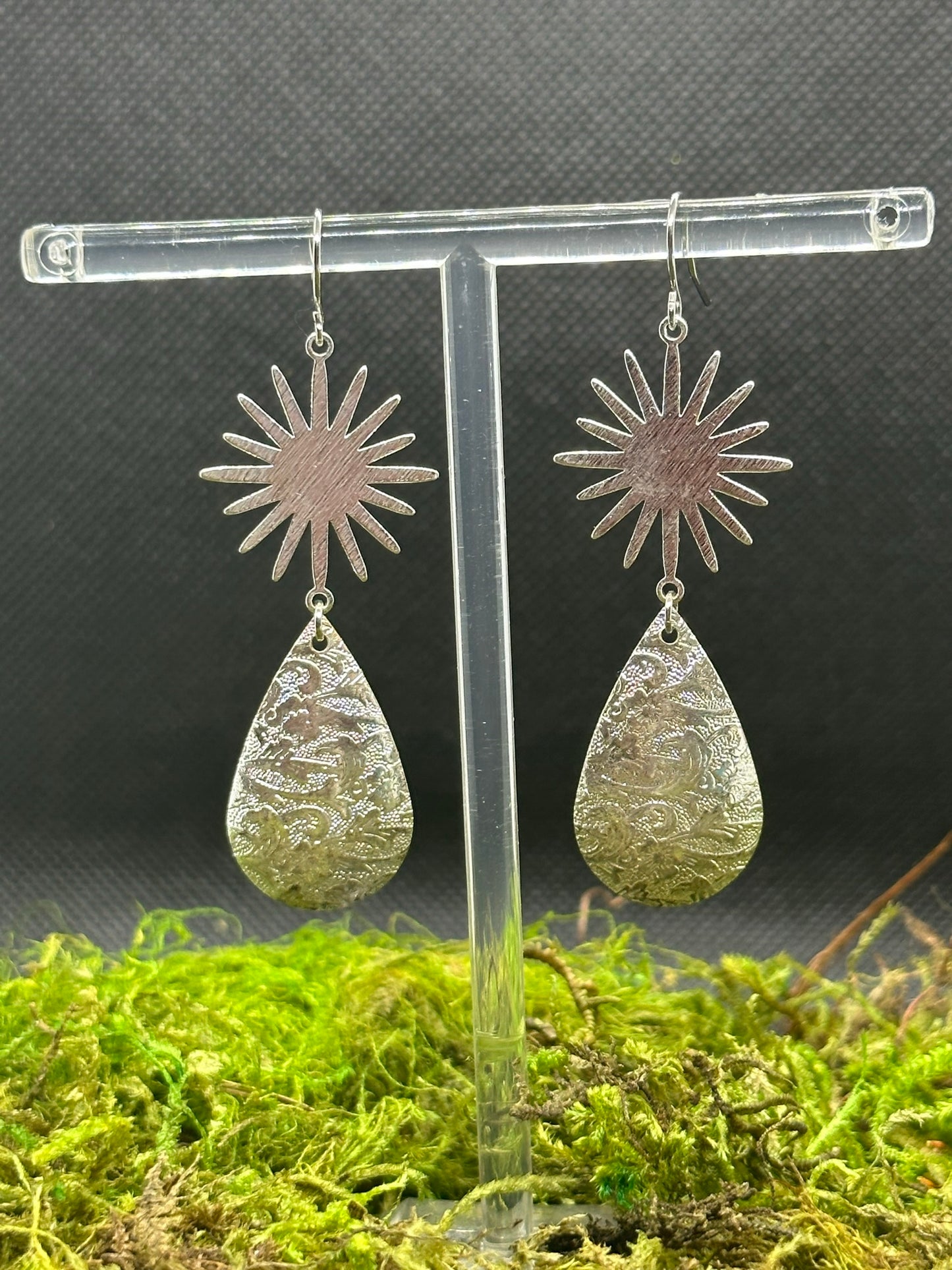 Silver Plated Starburst with Filigree Teardrop